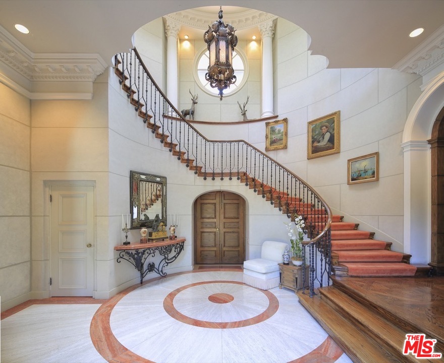 10445 Bellagio Road Los Angeles, CA 90077 - Photo 5 of 13 Gallery Image 5