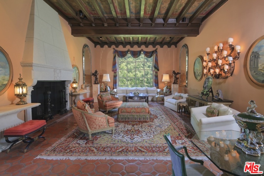 10445 Bellagio Road Los Angeles, CA 90077 - Photo 7 of 13 Gallery Image 7