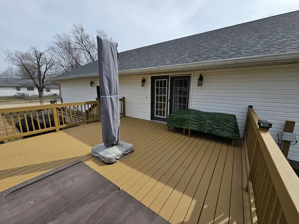 $285,000 | 204 Greenwalt Street, Wayne City, IL 62895