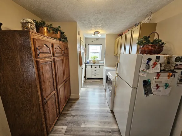 $285,000 | 204 Greenwalt Street, Wayne City, IL 62895