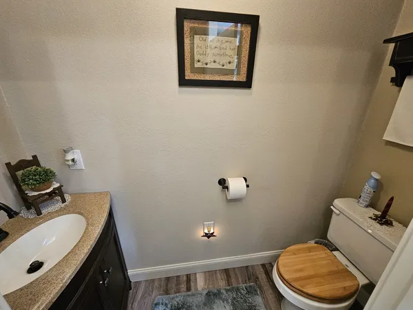 $285,000 | 204 Greenwalt Street, Wayne City, IL 62895