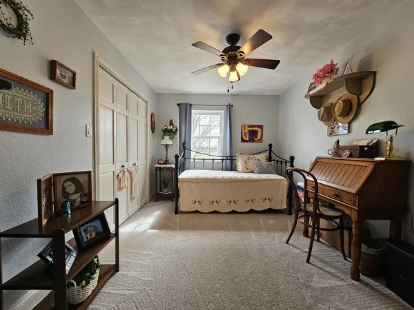 $285,000 | 204 Greenwalt Street, Wayne City, IL 62895