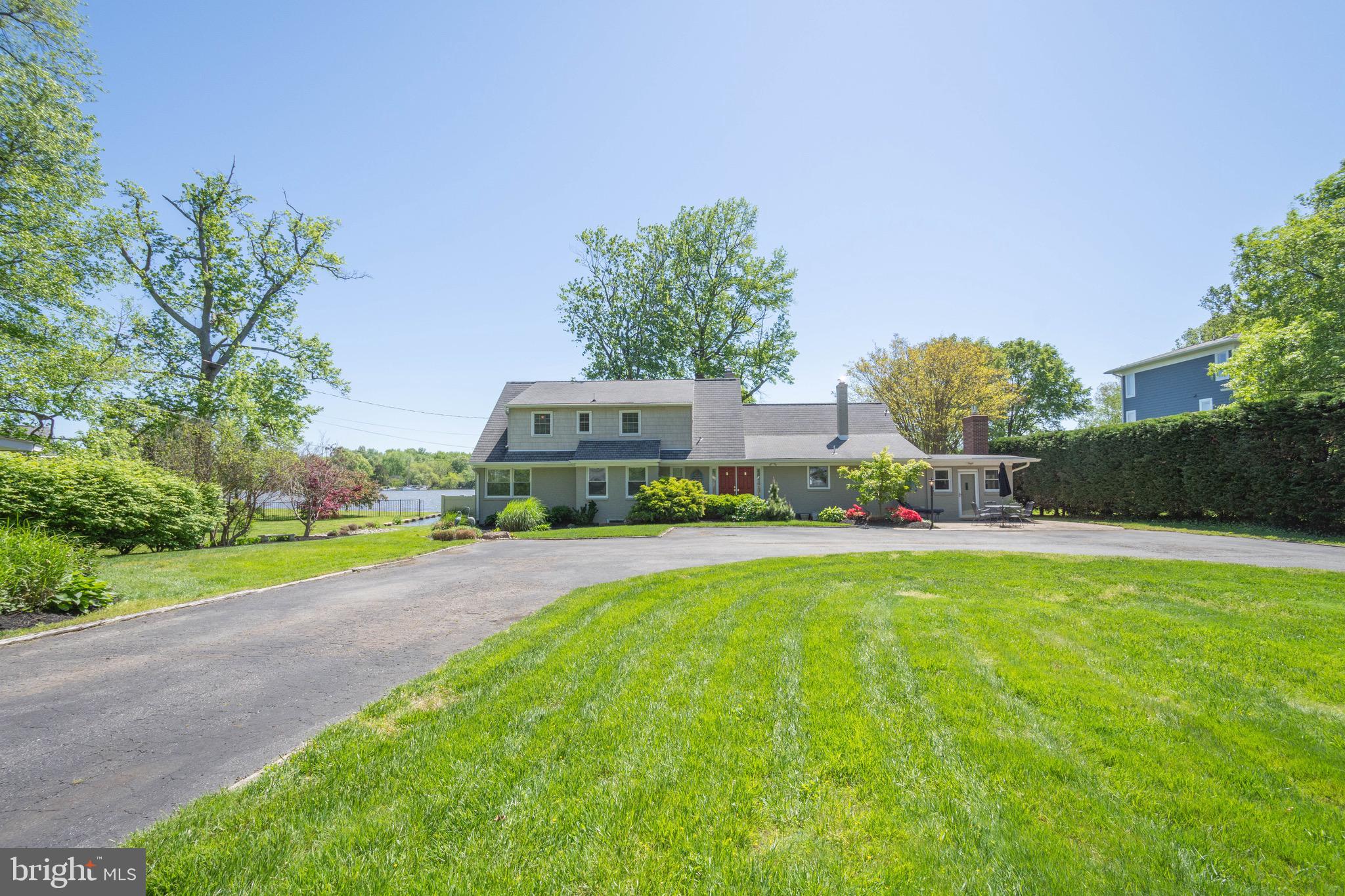 1127 Cherry Point Road West River, MD 20778 - Photo 5 of 48 Gallery Image 5