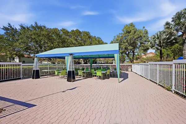 $2,000 | 5267 Europa Drive, Unit N, Boynton Beach, FL 33437