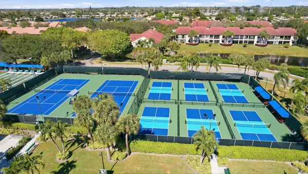 $2,000 | 5267 Europa Drive, Unit N, Boynton Beach, FL 33437