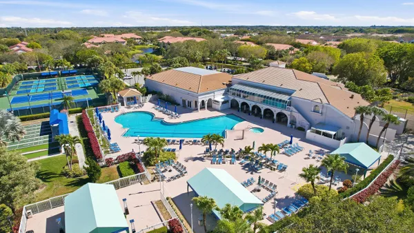 $2,000 | 5267 Europa Drive, Unit N, Boynton Beach, FL 33437