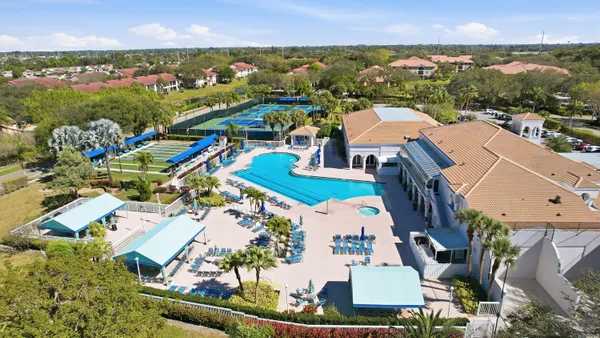 $2,000 | 5267 Europa Drive, Unit N, Boynton Beach, FL 33437