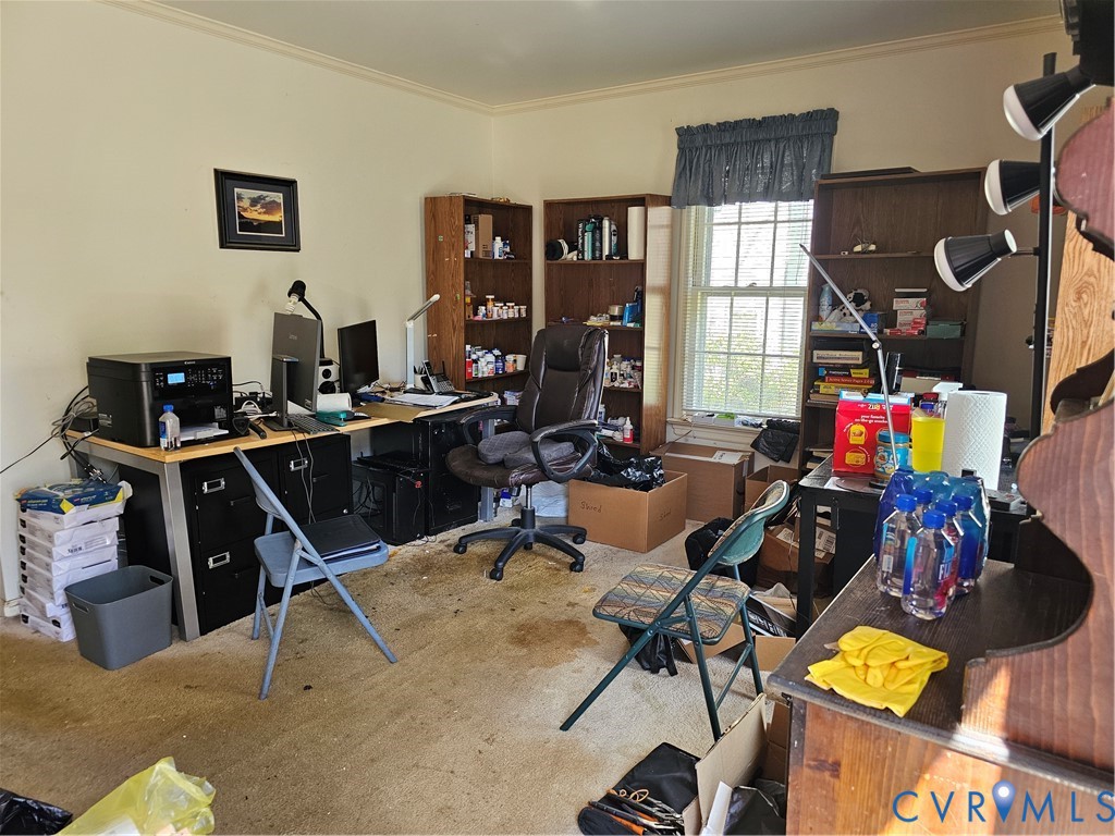 8996 Tameo Road Glen Allen, VA 23060 - Photo 18 of 45 a view of a workspace with furniture