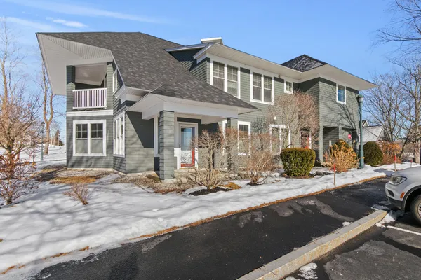 $330,000 | 5 Camperdown Elm Drive, Unit C6, Scarborough, ME 04074