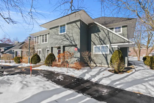$330,000 | 5 Camperdown Elm Drive, Unit C6, Scarborough, ME 04074