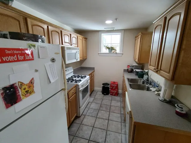 $350,000 | 5 Camperdown Elm Drive, Unit C6, Scarborough, ME 04074