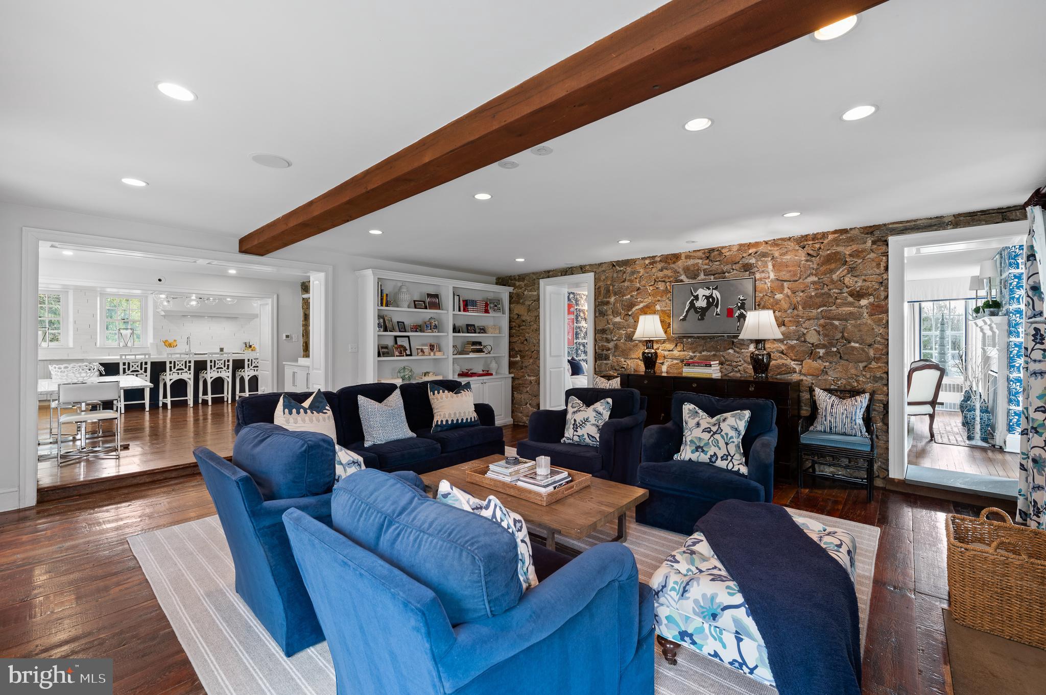 658 Brooke Road Wayne, PA 19087 - Photo 15 of 61 FAMILY ROOM