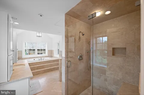 $4,200,000 | 658 Brooke Road, Wayne, PA 19087