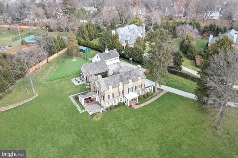 $4,200,000 | 658 Brooke Road, Wayne, PA 19087