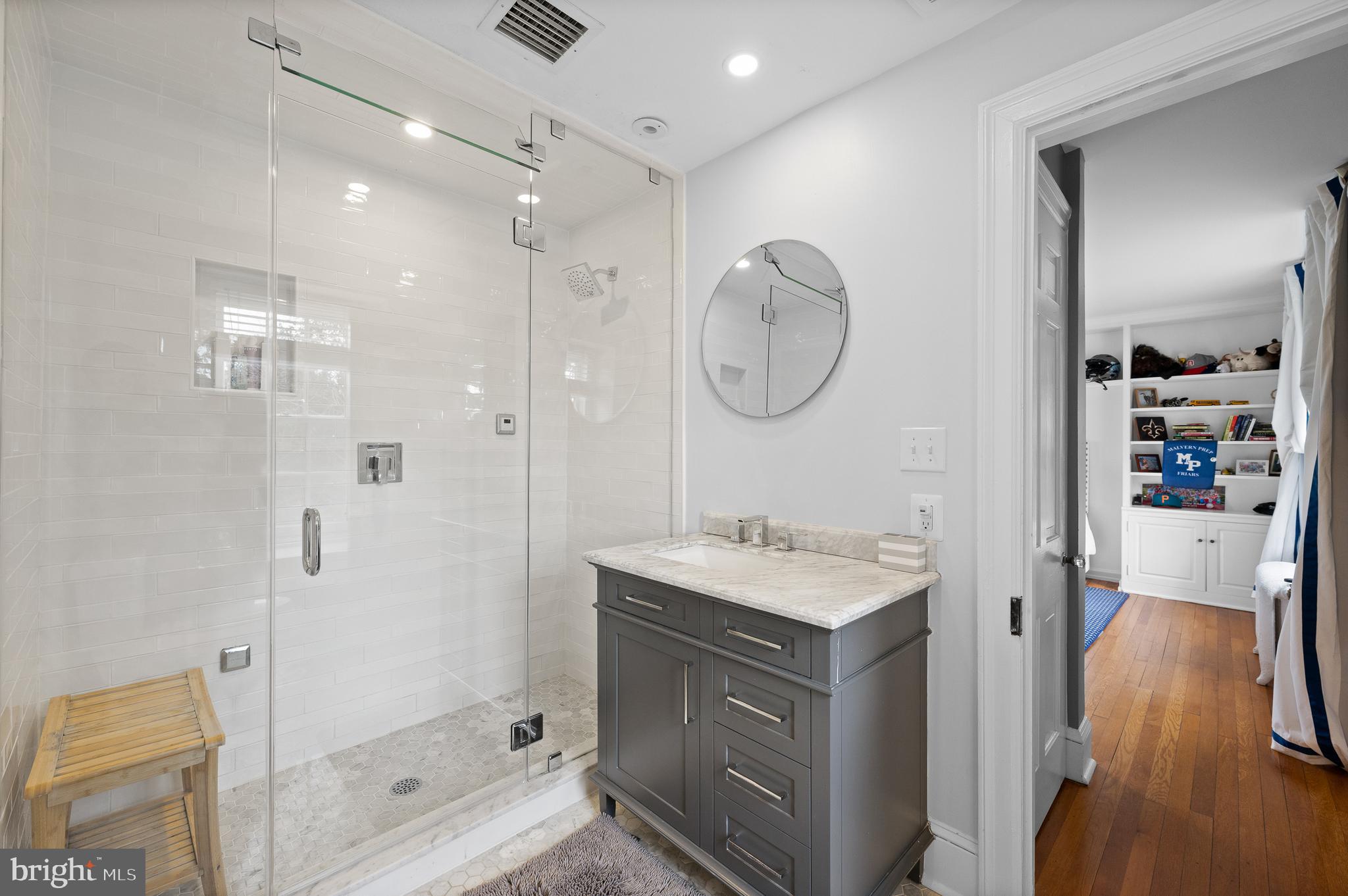 658 Brooke Road Wayne, PA 19087 - Photo 34 of 61 BATHROOM 3-JACK AND JILL