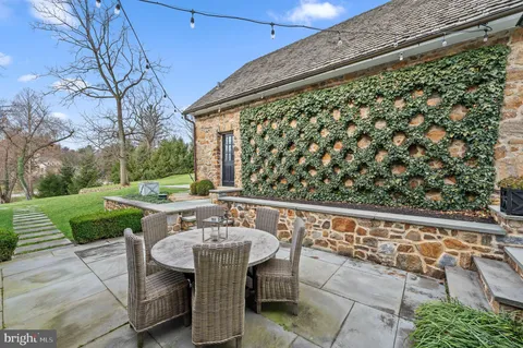 $4,200,000 | 658 Brooke Road, Wayne, PA 19087