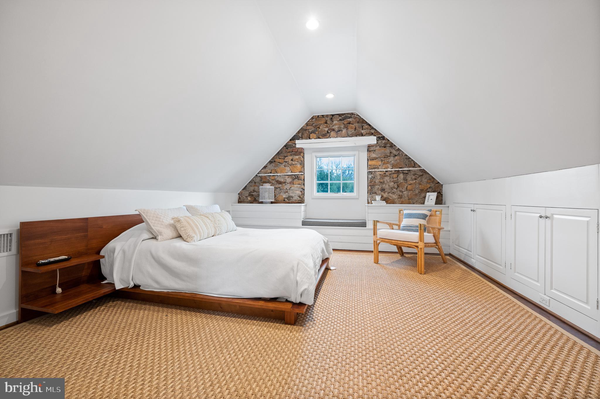 658 Brooke Road Wayne, PA 19087 - Photo 46 of 61 COTTAGE BEDROOM