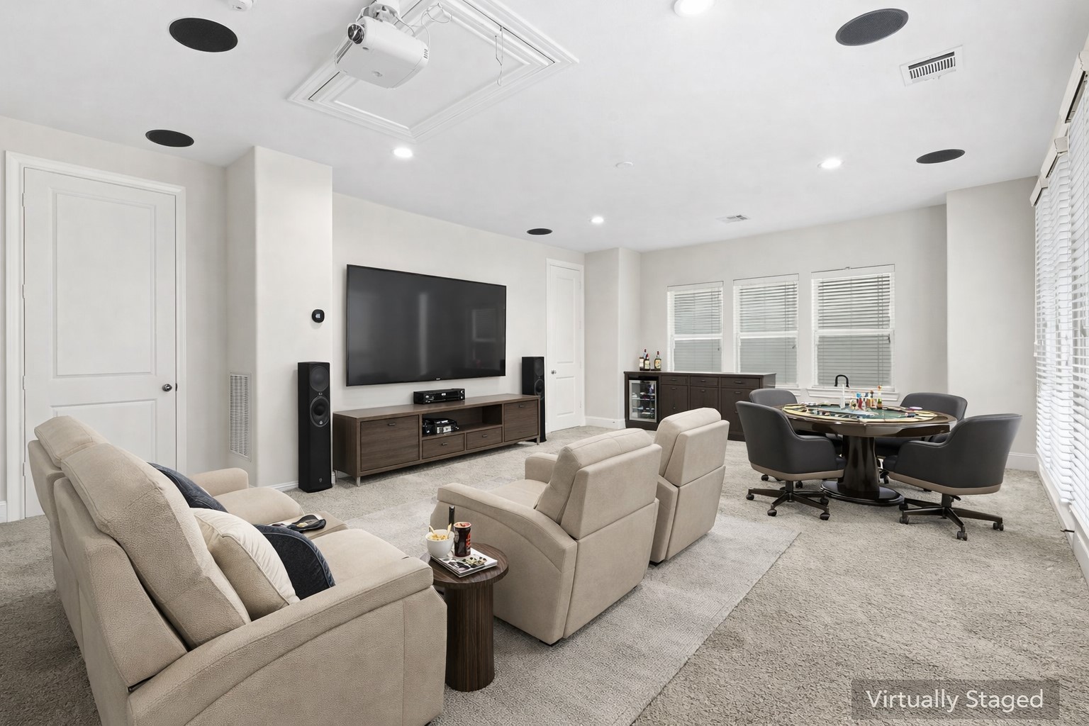 5621 Cohn Meadow Lane Houston, TX 77007 - Photo 22 of 35 Oversized 3rd floor game room open to outdoor terrace