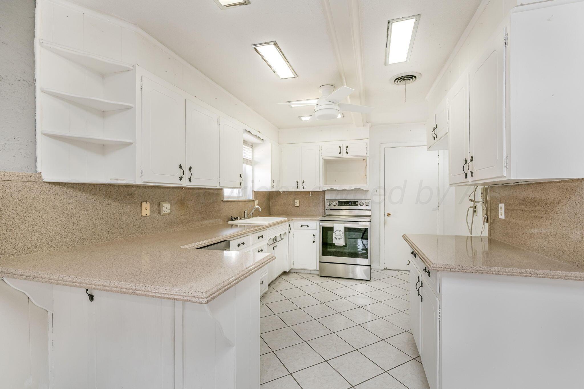5107 Harvard Street Amarillo, TX 79109 - Photo 8 of 25 5107 Harvard St 12