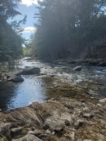 $3,200 | 609 South Main Street, Newport, NH 03773