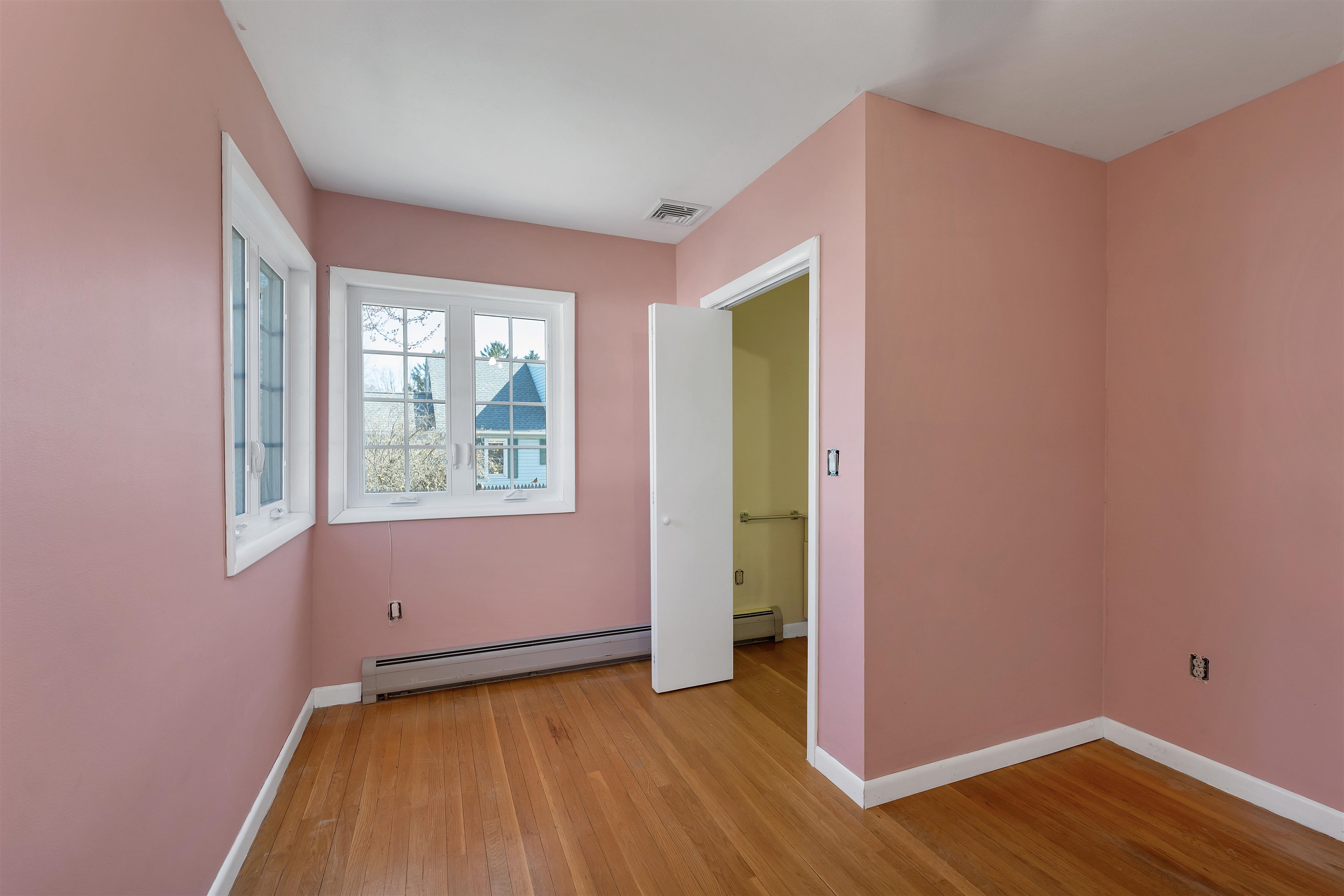 9 Dale Street Nashua, NH 03060 - Photo 20 of 40