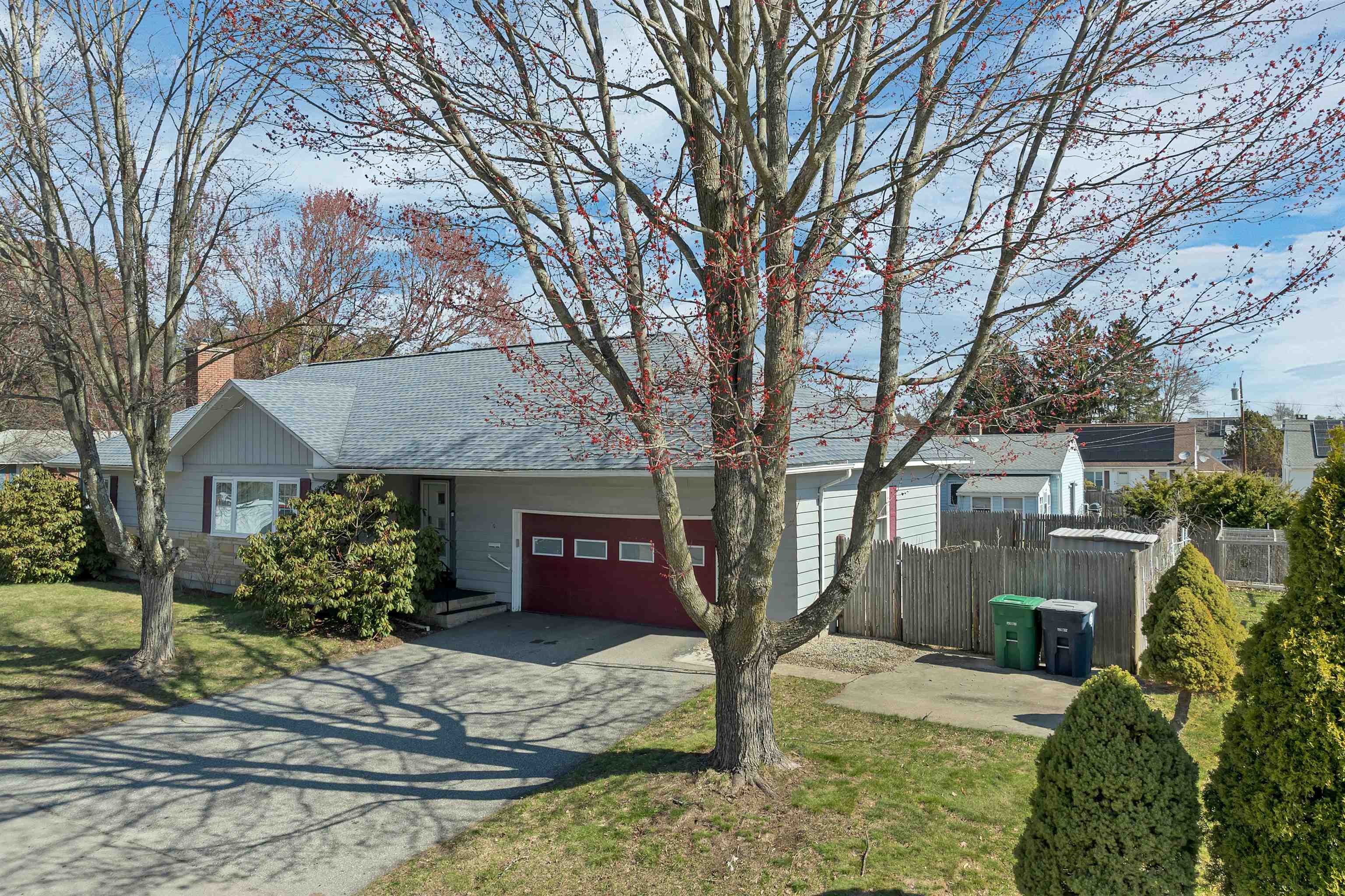 9 Dale Street Nashua, NH 03060 - Photo 26 of 40