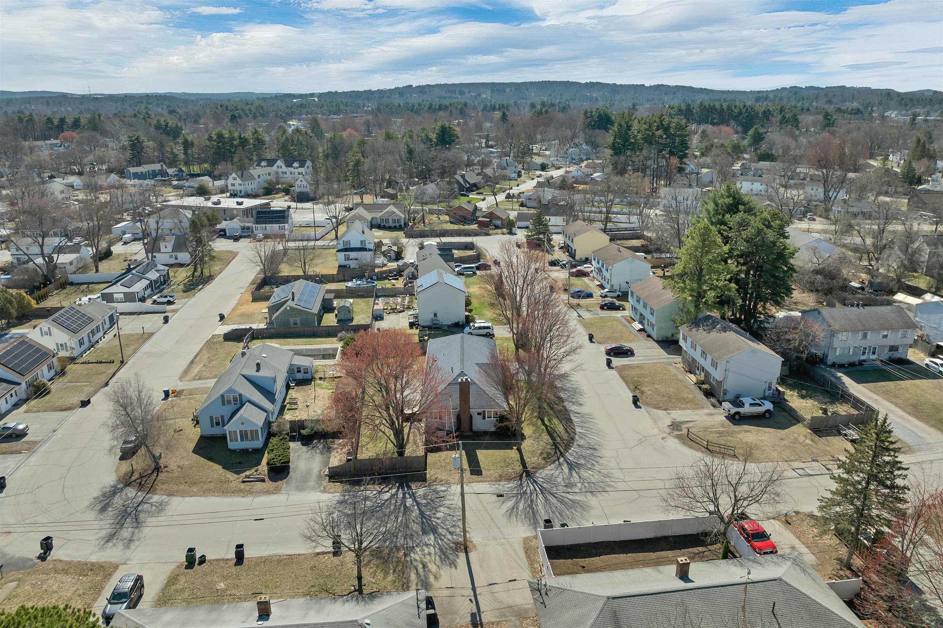 9 Dale Street Nashua, NH 03060 - Photo 39 of 40