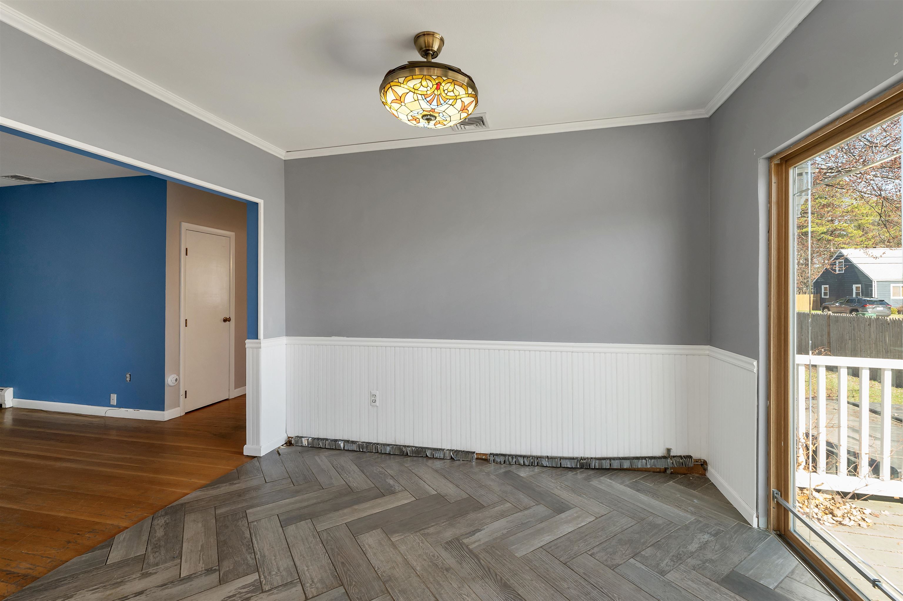 9 Dale Street Nashua, NH 03060 - Photo 9 of 40