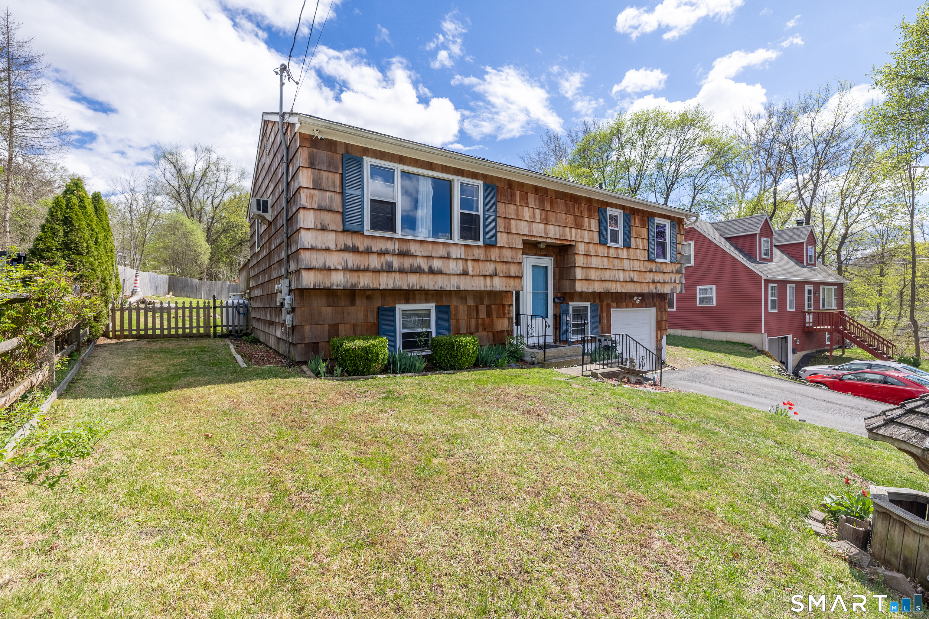 17 Pleasant Street New Milford, CT 06776 - Photo 2 of 34