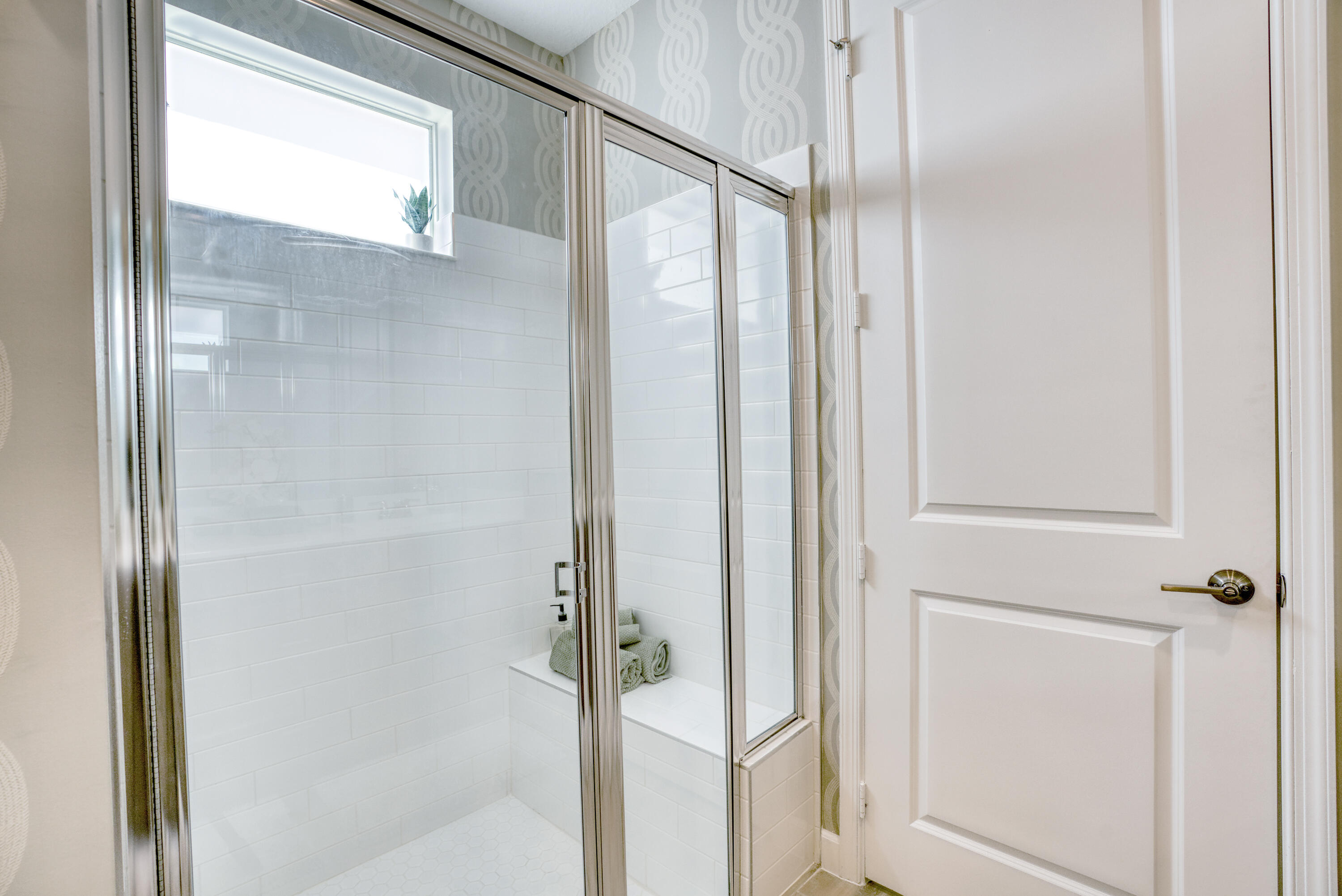 5696 Spacious Skies Way Delray Beach, FL 33484 - Photo 8 of 15 PBH_DelrayTrails_Pic_Willow_Bath3_F2