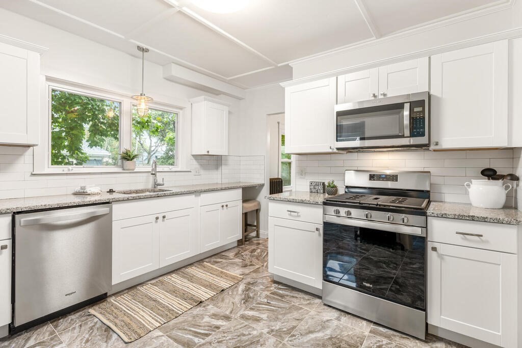 1 Raddin Terrace Saugus, MA 01906 - Photo 6 of 13 Gallery Image 6