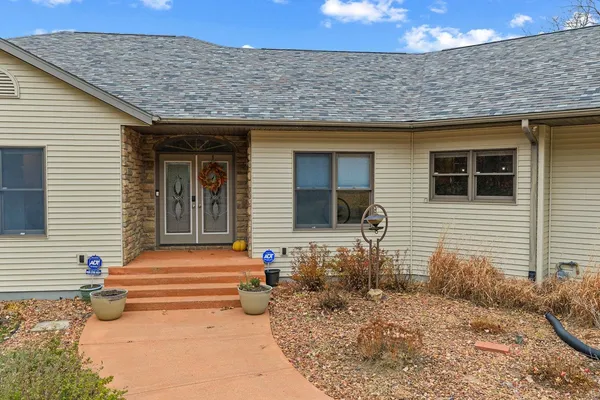 $829,900 | S4362 Fox Hill Circle, Baraboo, WI 53913