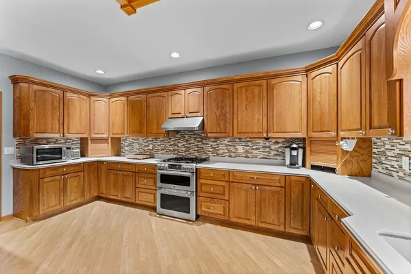 $829,900 | S4362 Fox Hill Circle, Baraboo, WI 53913