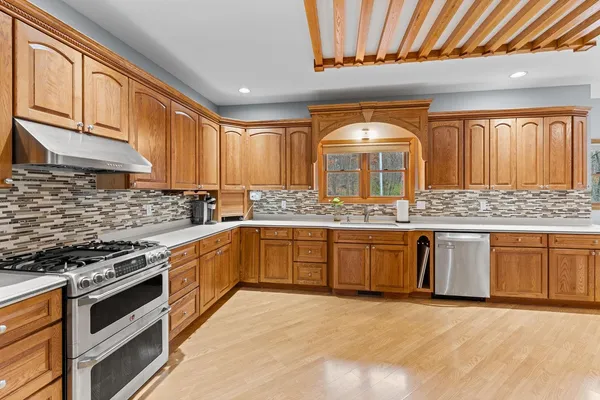 $829,900 | S4362 Fox Hill Circle, Baraboo, WI 53913