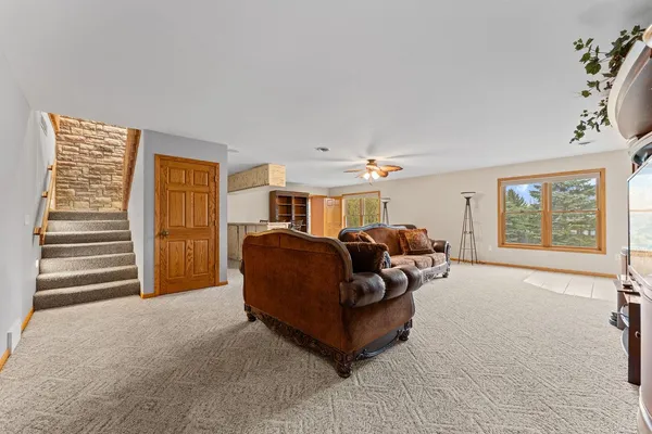 $829,900 | S4362 Fox Hill Circle, Baraboo, WI 53913