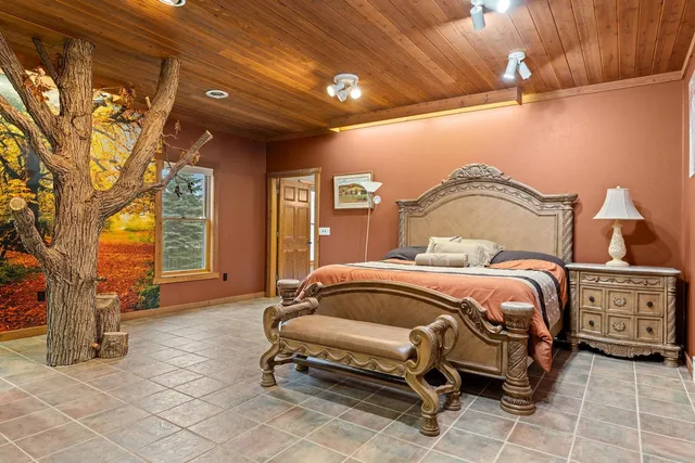 $849,900 | S4362 Fox Hill Circle, Baraboo, WI 53913