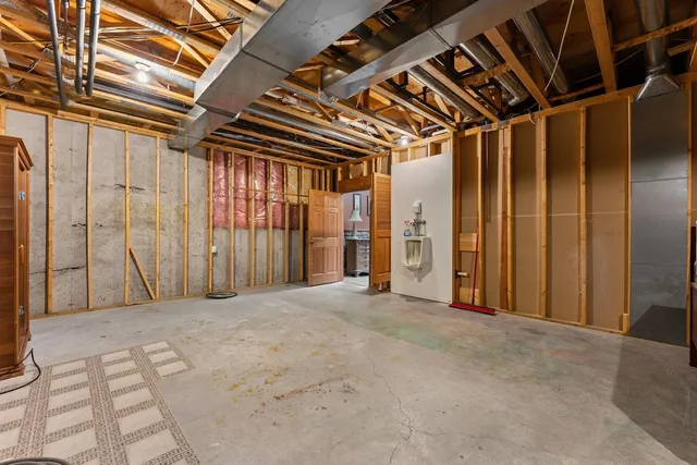 $849,900 | S4362 Fox Hill Circle, Baraboo, WI 53913