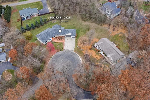 $849,900 | S4362 Fox Hill Circle, Baraboo, WI 53913