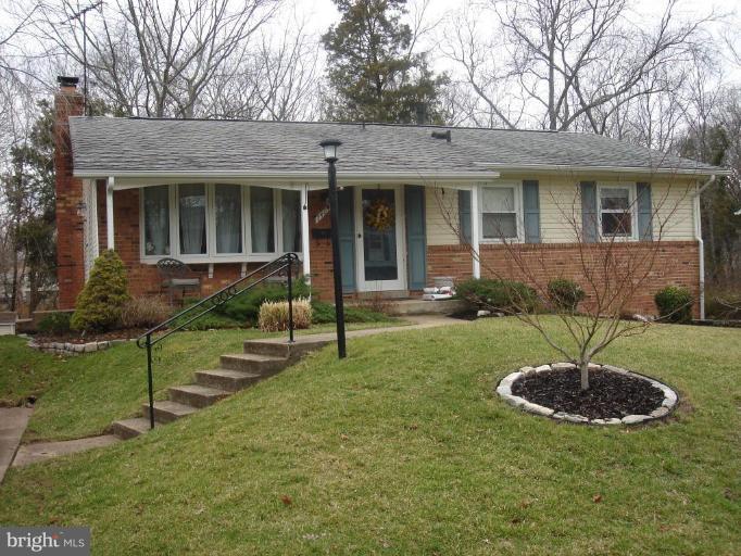 7404 Roxbury Avenue Manassas, VA 20109 - Photo 1 of 22 Exterior (Main)