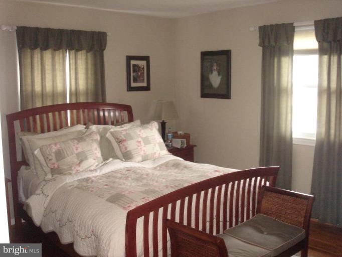 7404 Roxbury Avenue Manassas, VA 20109 - Photo 3 of 22 Master Bedroom