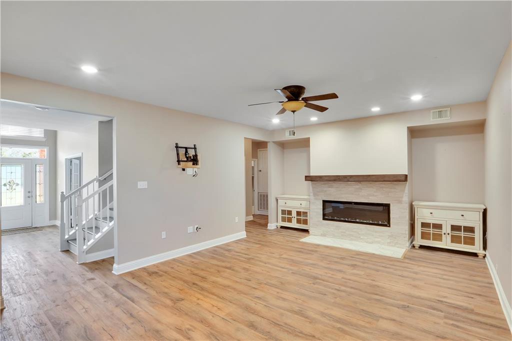 305 Stallion Court Covington, LA 70435 - Photo 3 of 35