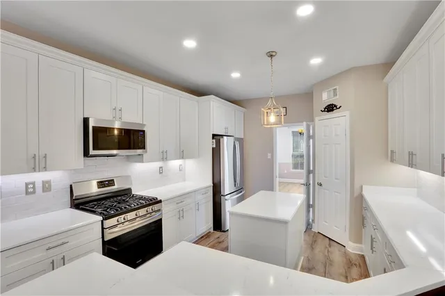 $425,000 | 305 Stallion Court, Covington, LA 70435