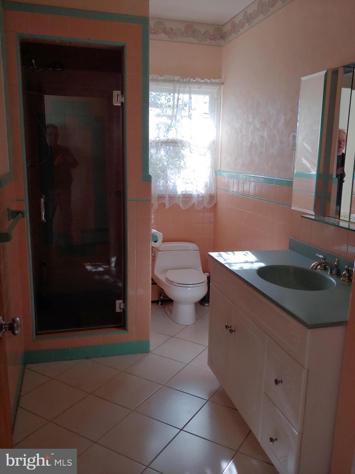 1128 Hagues Mill Road Ambler, PA 19002 - Photo 25 of 25 Hall Bath