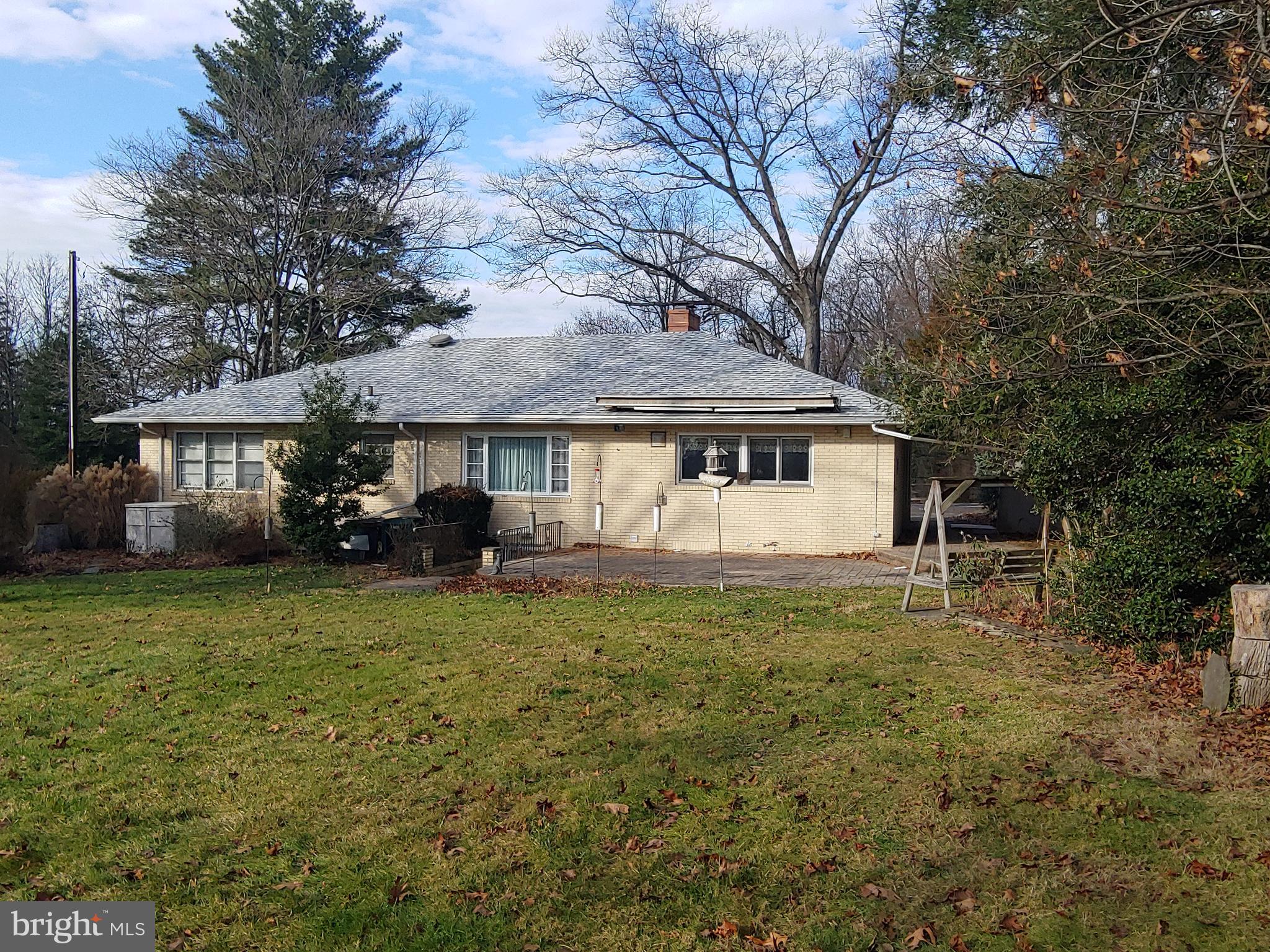 1128 Hagues Mill Road Ambler, PA 19002 - Photo 6 of 25 Back