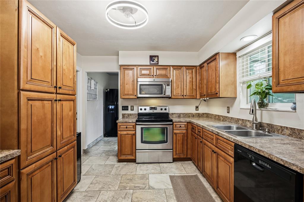 7808 Southwest 99th Lane Gainesville, FL 32608 - Photo 16 of 54