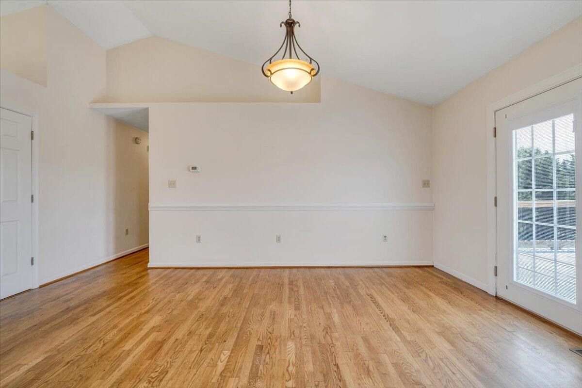 2265 Meadors Spur Road Moneta, VA 24121 - Photo 13 of 99 13-MIB05183