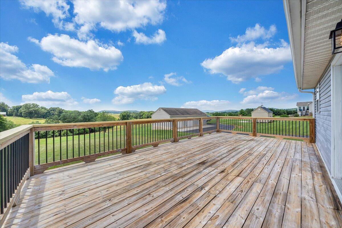 2265 Meadors Spur Road Moneta, VA 24121 - Photo 21 of 99 21-MIB05207