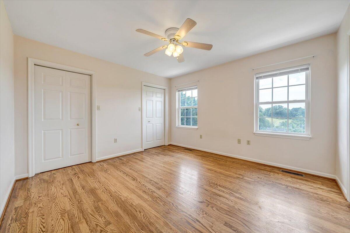 2265 Meadors Spur Road Moneta, VA 24121 - Photo 27 of 99 27-MIB05228