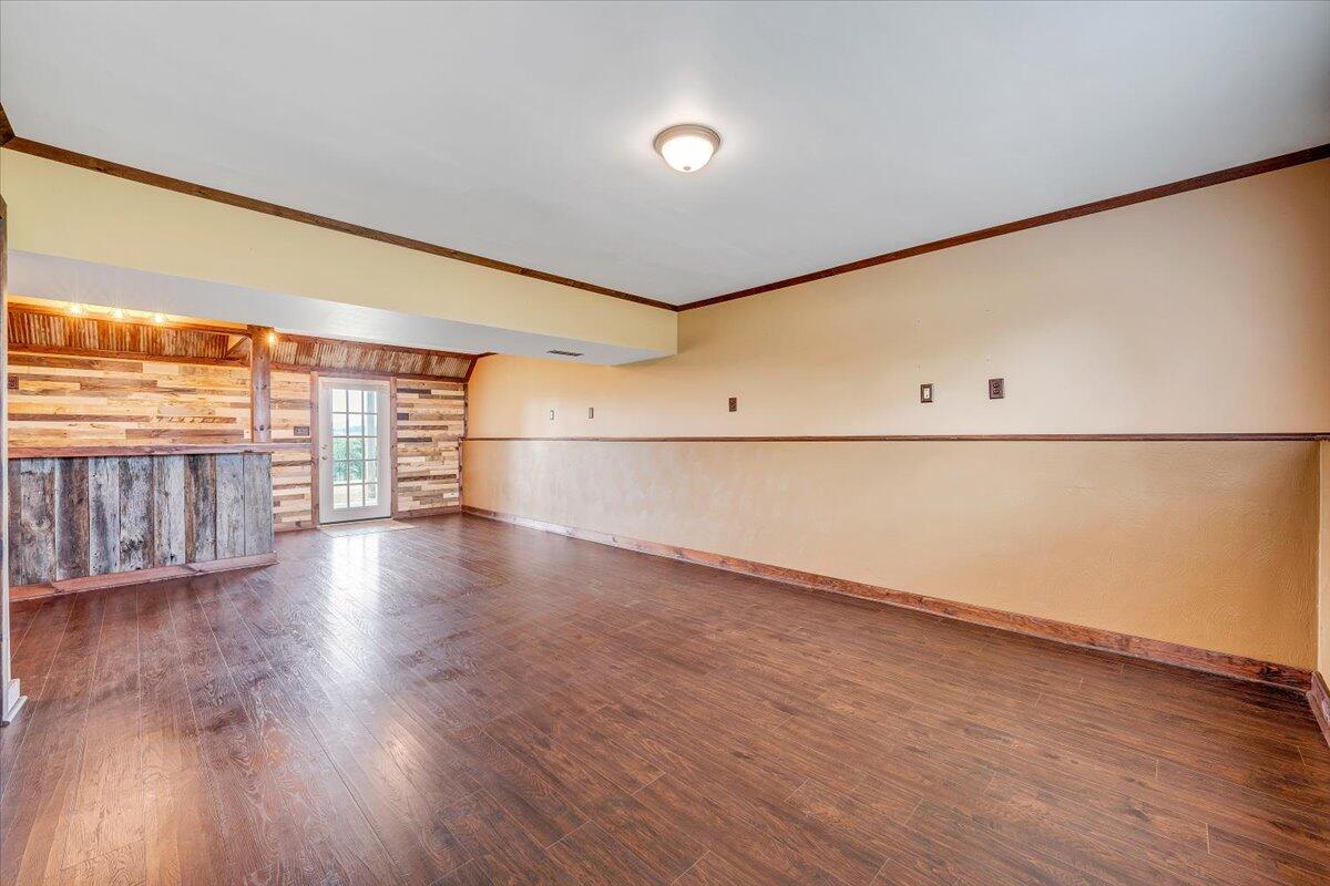 2265 Meadors Spur Road Moneta, VA 24121 - Photo 38 of 99 38-MIB05264