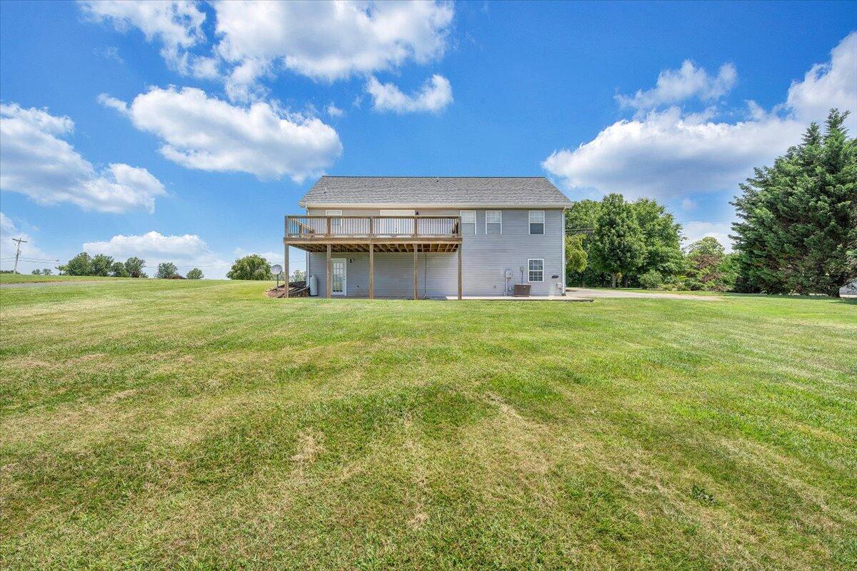 2265 Meadors Spur Road Moneta, VA 24121 - Photo 48 of 99 48-MIB05117